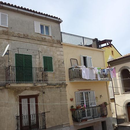 Palazzo Madeo - Residenza D'Epoca Bed & Breakfast Crosia ภายนอก รูปภาพ
