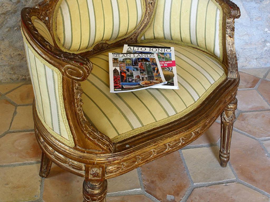 Palazzo Madeo - Residenza D'Epoca Bed & Breakfast Crosia ภายนอก รูปภาพ