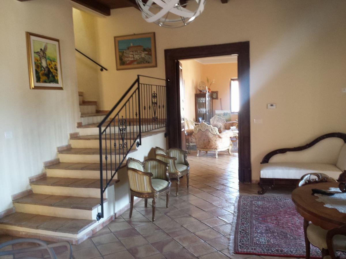Palazzo Madeo - Residenza D'Epoca Bed & Breakfast Crosia ภายนอก รูปภาพ